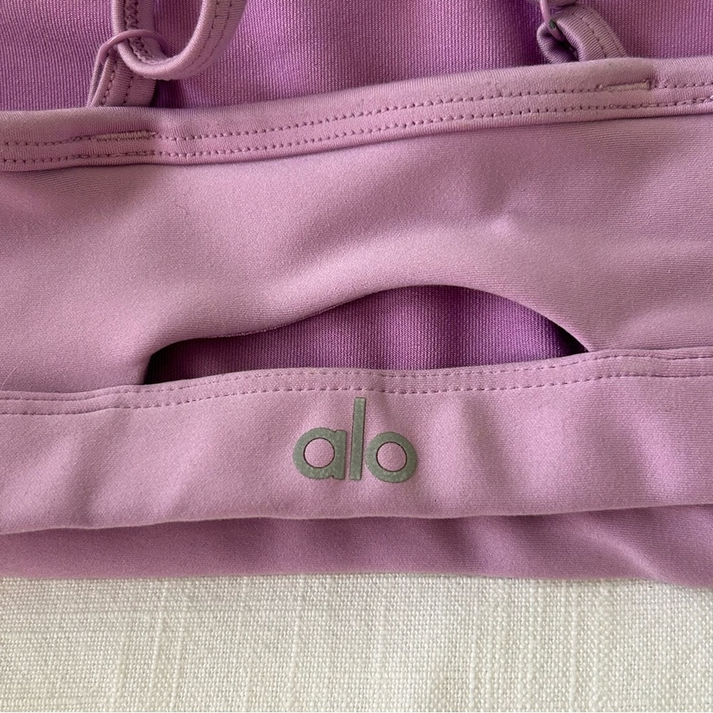 ALO Yoga Lilac Sports Bra - Picture 3 of 4
